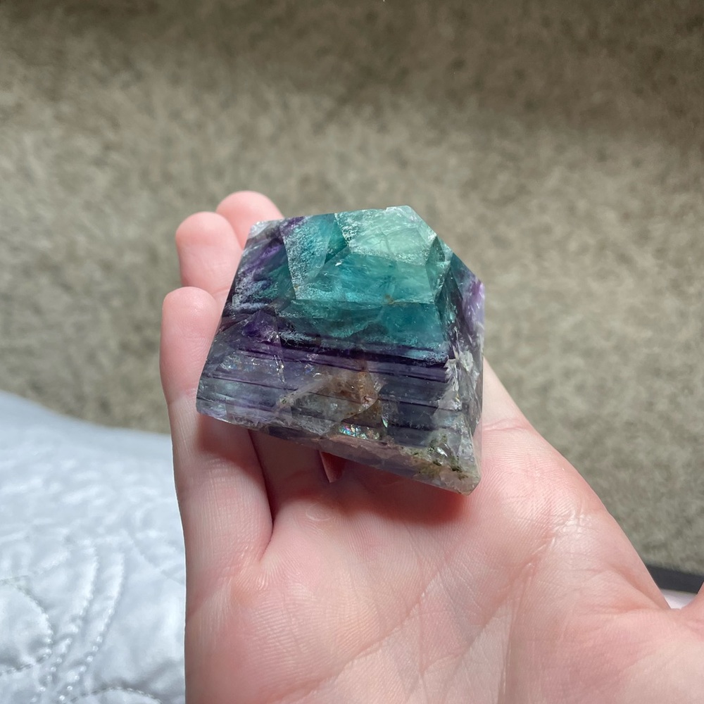 Fluorite pyramid